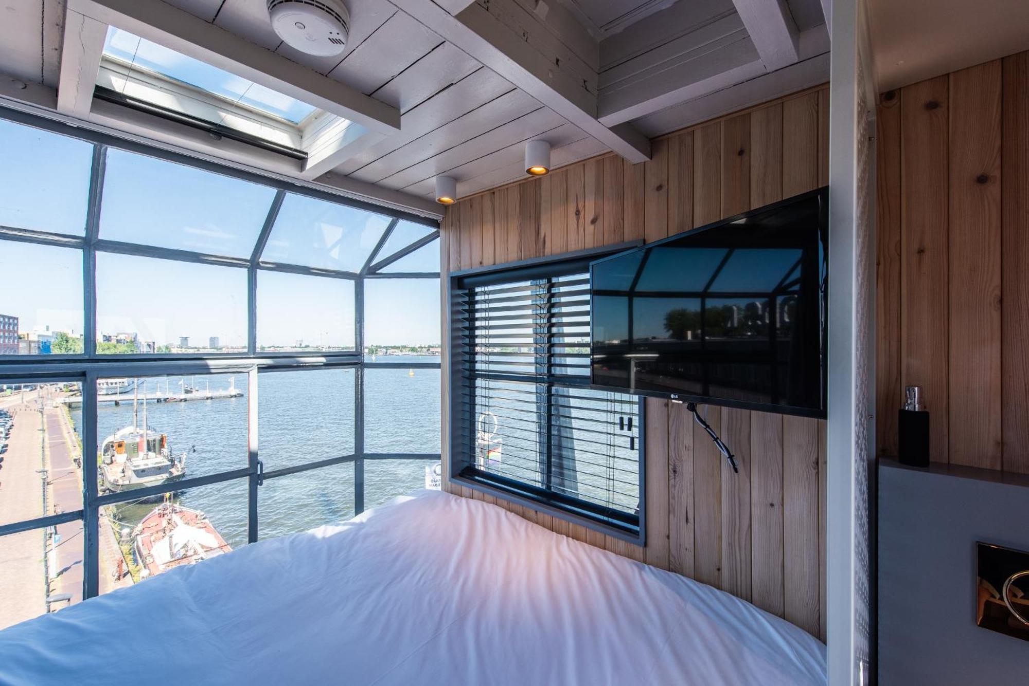 Numa Amsterdam The Crane Aparthotel Exterior photo