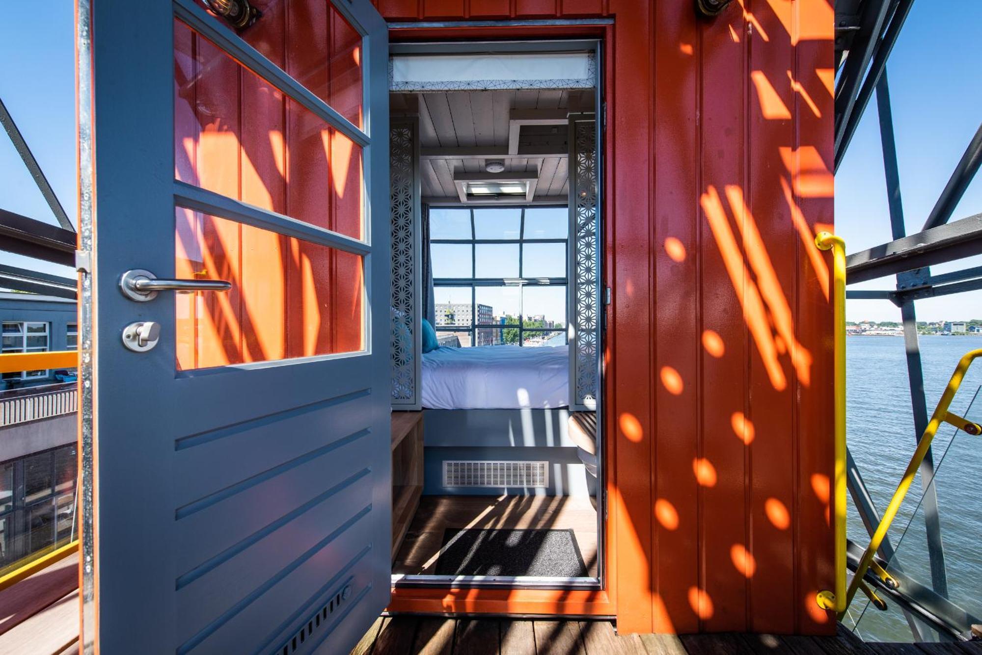 Numa Amsterdam The Crane Aparthotel Exterior photo
