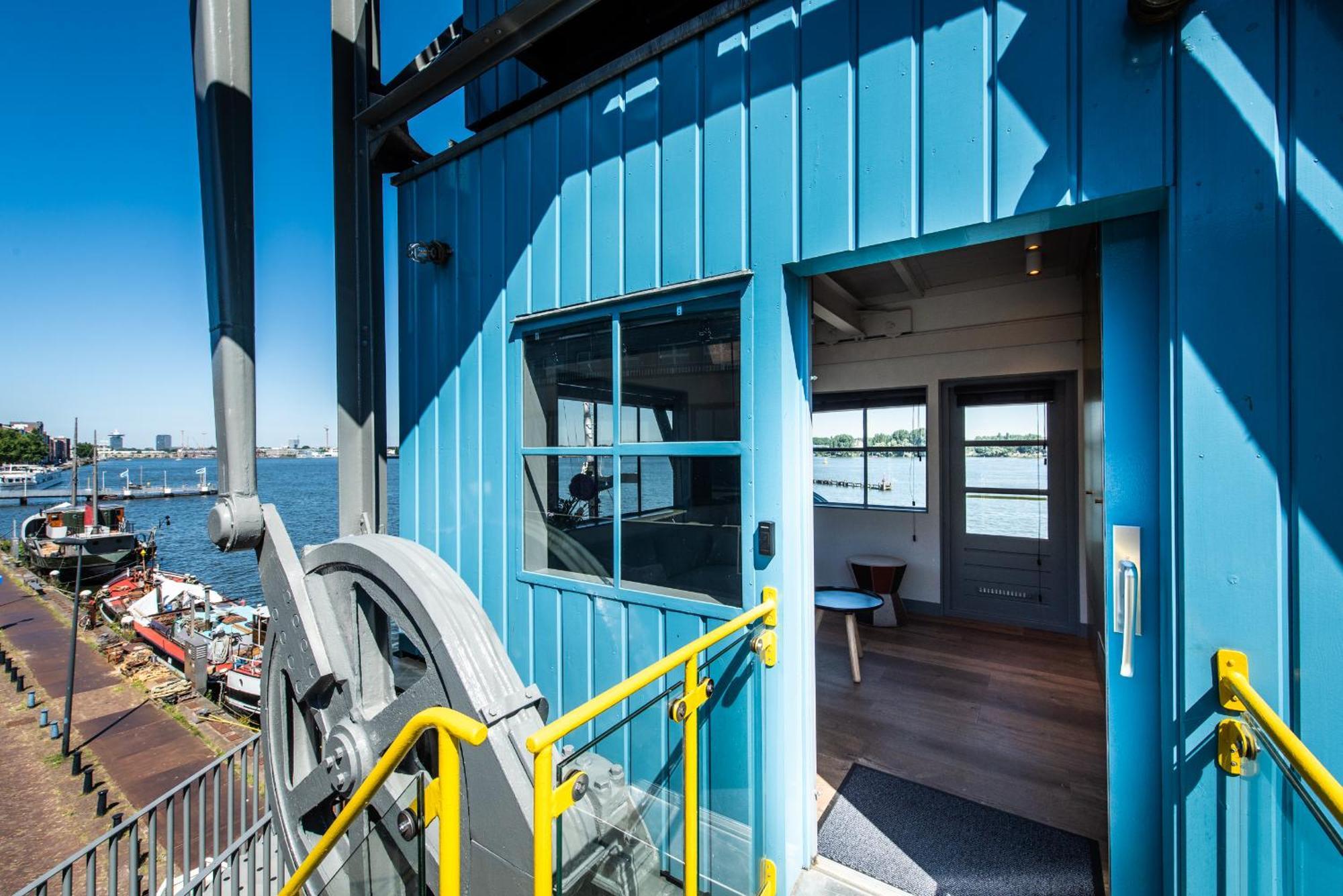Numa Amsterdam The Crane Aparthotel Exterior photo
