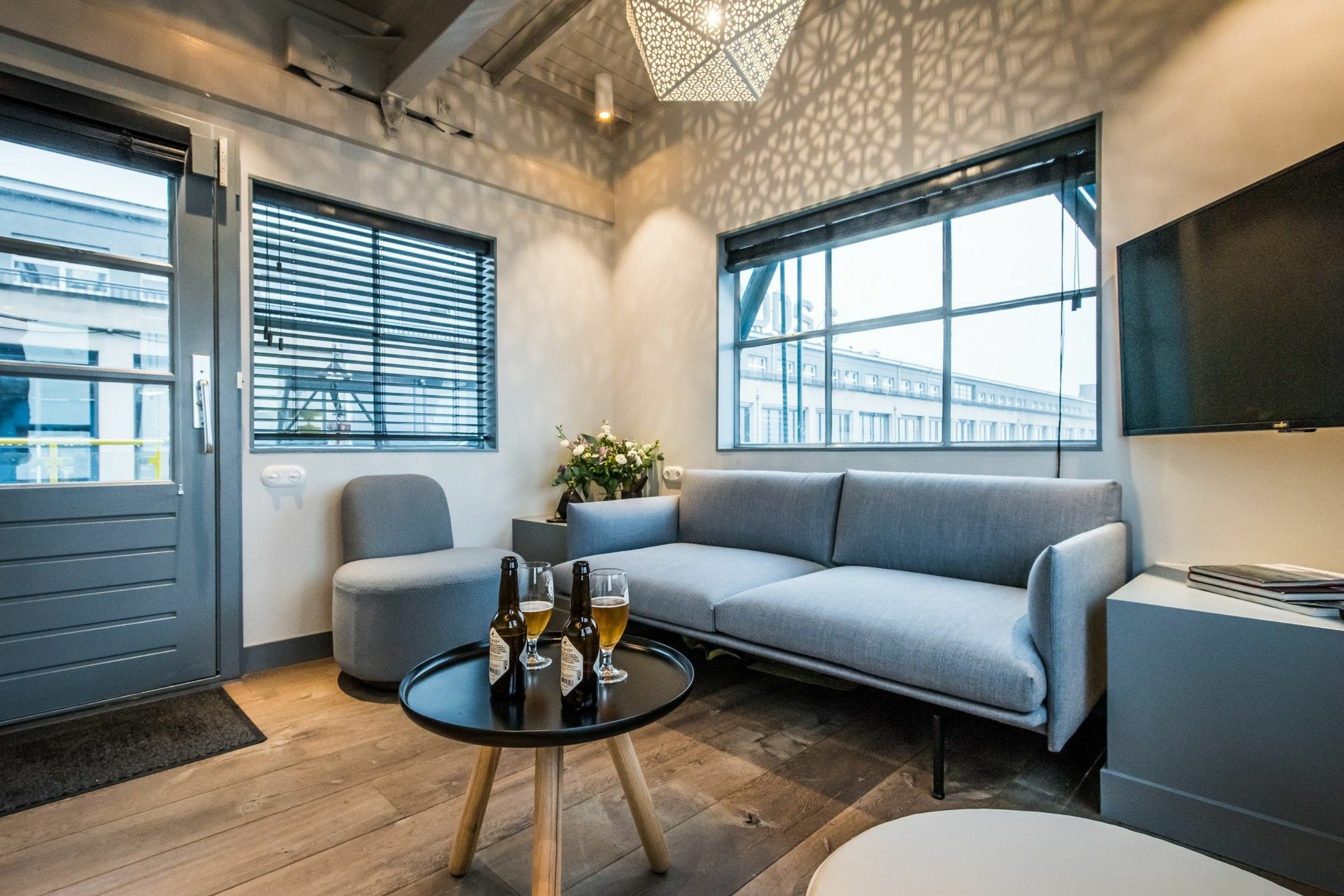 Numa Amsterdam The Crane Aparthotel Exterior photo